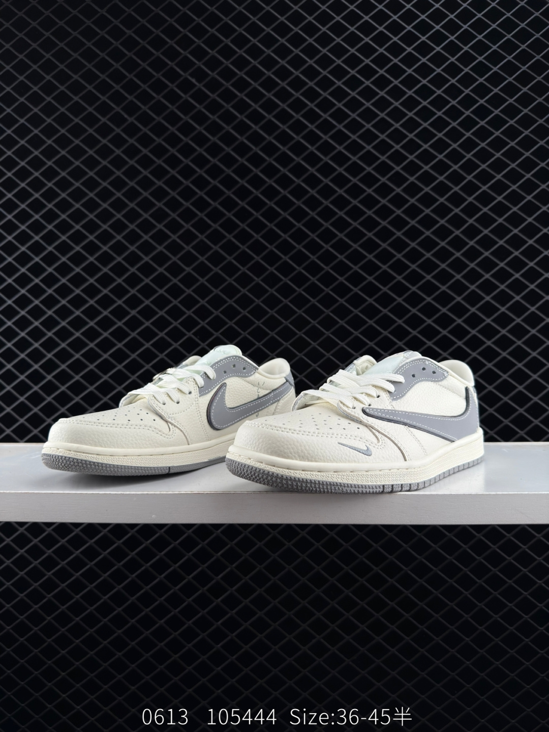 Travis Scott x Air Jordan 1 ” Reverse Mocha “